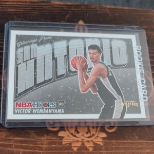 2023-24 Hoops Victor Wembanyama Rookie Greetings Rookie Card Spurs